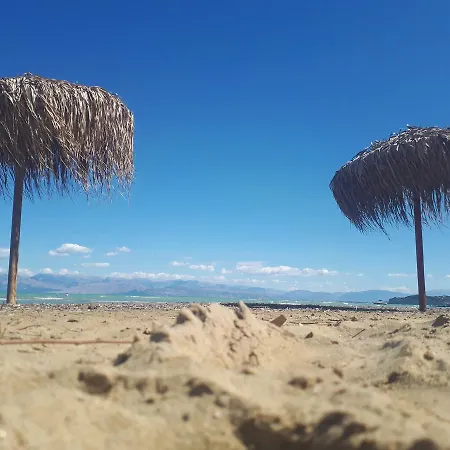 Chrysanthi Melitsa Apts. *