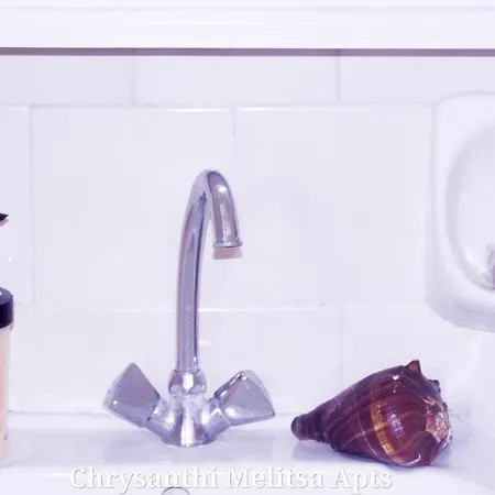 Chrysanthi Melitsa Apts. *