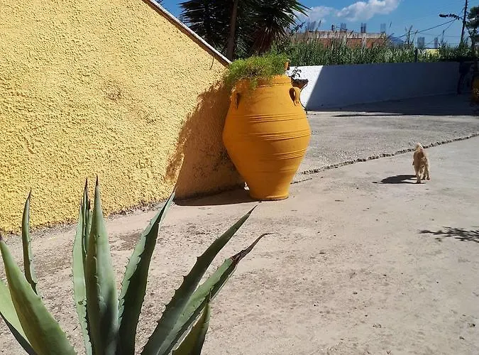 Chrysanthi Melitsa Apts. Σιδάρι