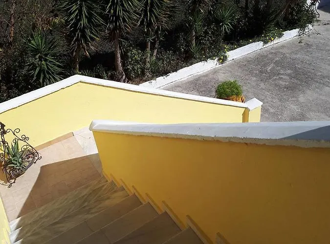 Chrysanthi Melitsa Apts. Σιδάρι